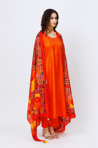 Kesar Mirror