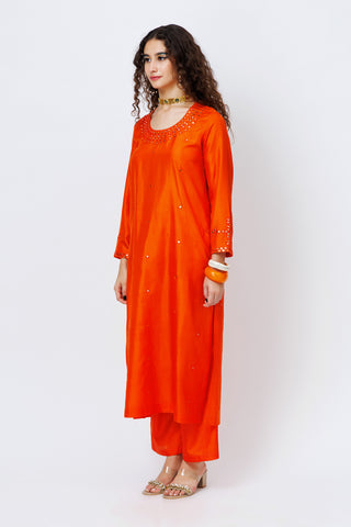 Kesar Mirror