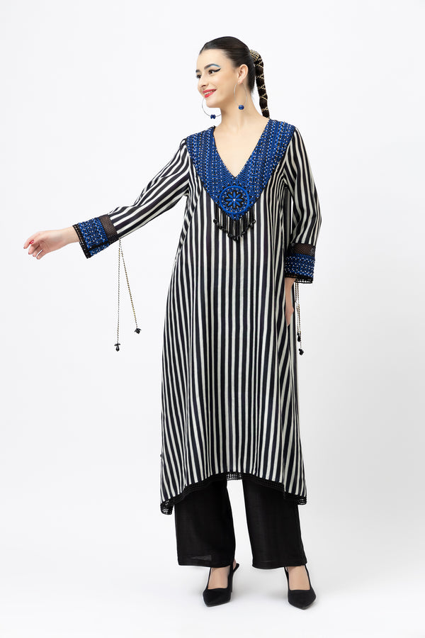 Bela Linear Blue