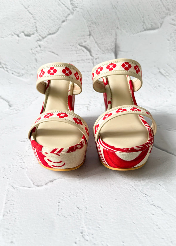 Red Bird Wedges